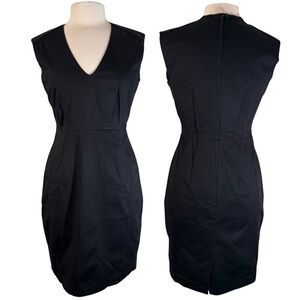 H&M Sz 10 Black Dress Sleeveless V-Neck Above Knee Mini with Dart Details